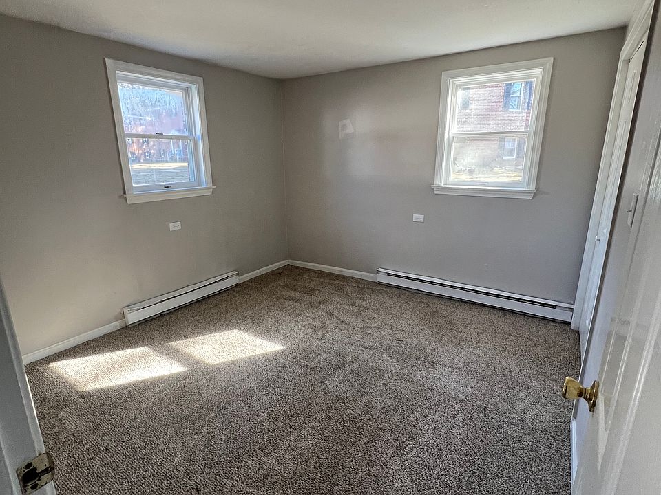 1st bedroom