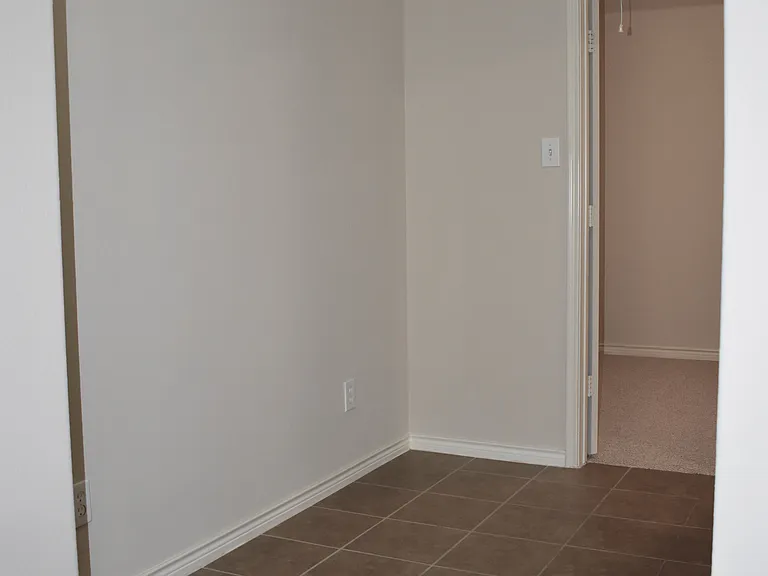 4916 Stray Creek Ln — Photo 27
