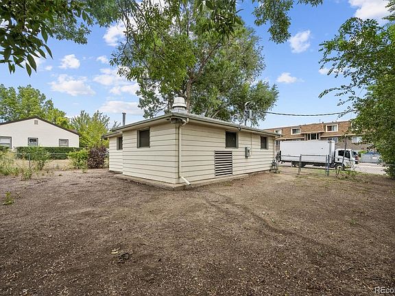 3rd image of 2645 Harlan Street