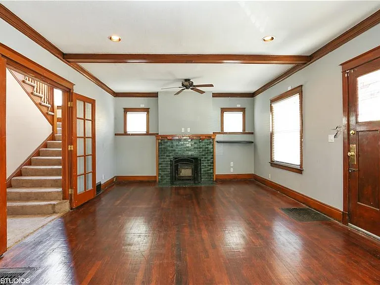 3726 Jefferson St — Photo 3