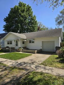 304 N Main St, South Whitley, IN, 46787