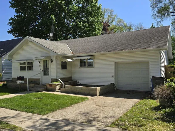 304 N Main St, South Whitley, IN 46787