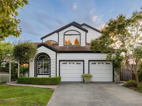 1727 Zinfandel Drive, Petaluma, CA 94954