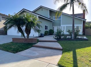 17581 Crown Cir, Huntington Beach, CA 92649