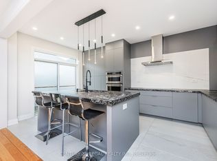 13 Neilly Ter, Bradford West Gwillimbury, ON L3Z 4K9