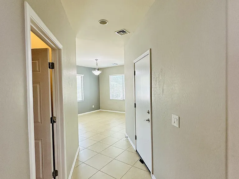 3612 S Washington St — Photo 14
