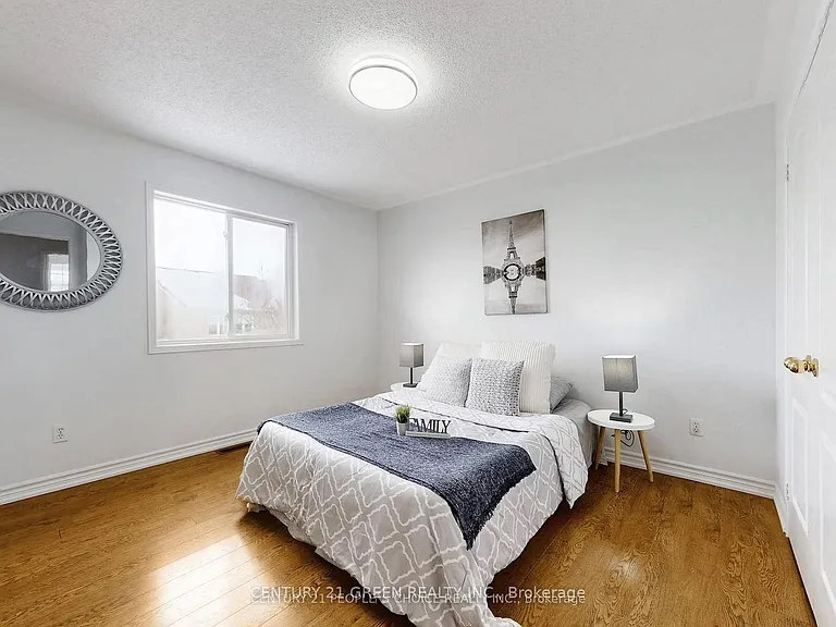3253 Bruzan Cres #UPPER — Photo 14