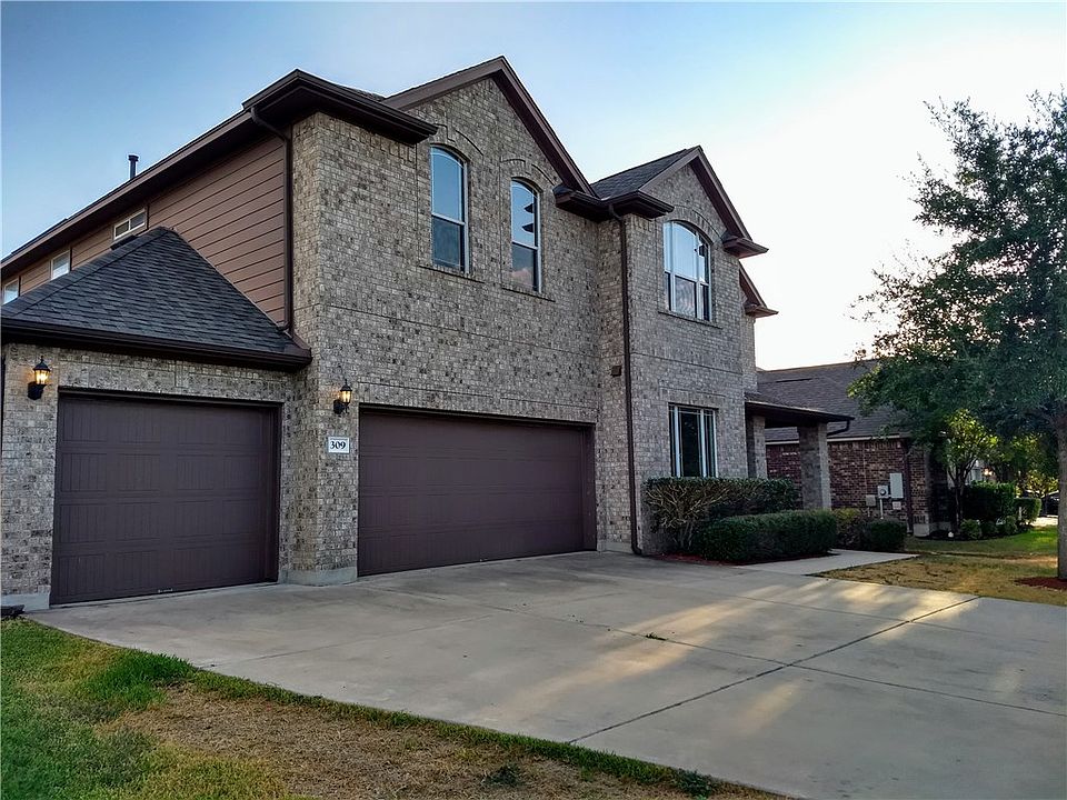 1st image of 309 Lake Livingston Dr
