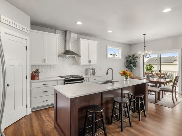604 Meadow Rd, Adel, IA 50003