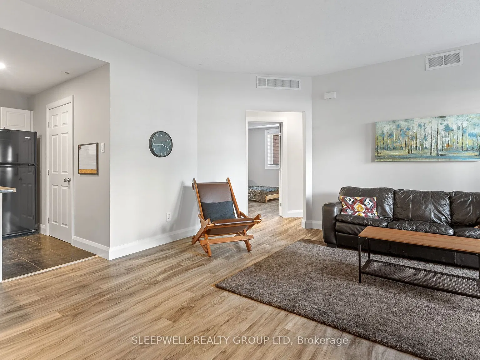 2 bed, $2,050 — Photo 3