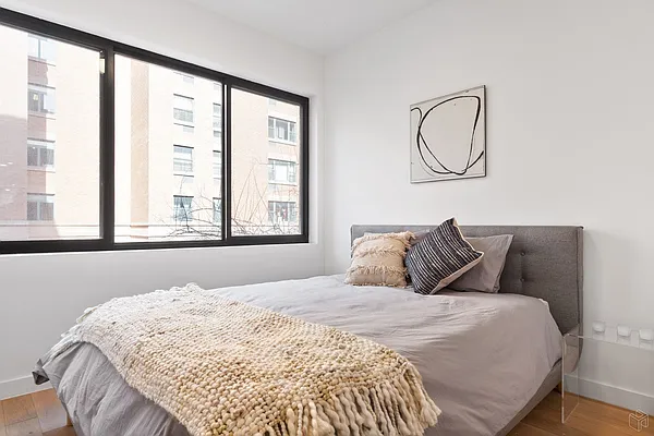 Rented by Halstead Real Estate | media 11