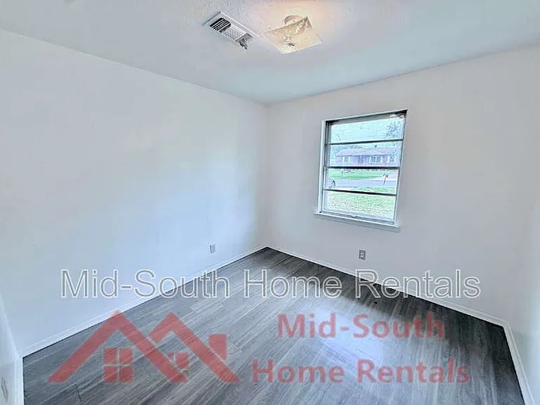5057 Gill Rd — Photo 10