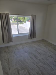 18800 Cohasset St, Reseda, CA, 91335