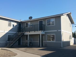 921 E Lingo Ave APT 203, Reedley, CA 93654