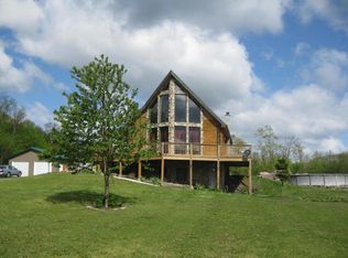 76 Mountain Ln, Drums, PA 18222