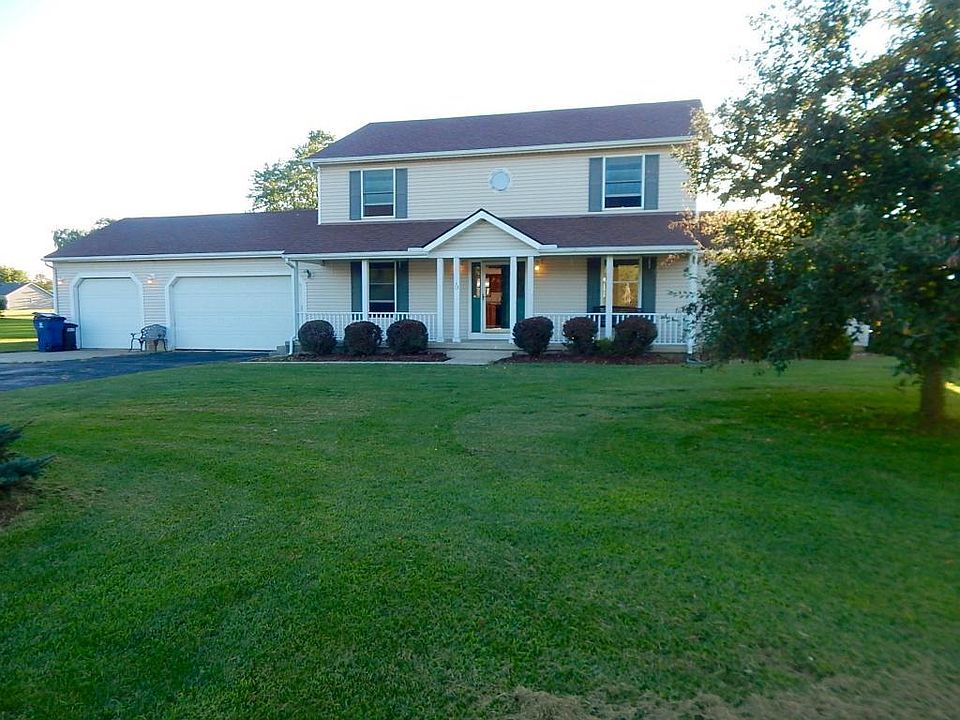 1st image of 13 Amanda Dr