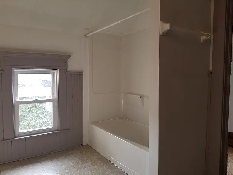 1015 S Arch Ave — Photo 11