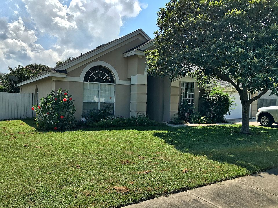 Front Exterior, 3/2 1960sqft