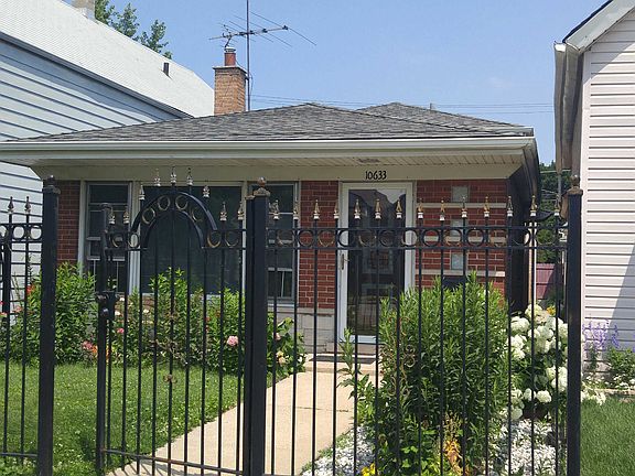 3rd image of 10633 S Avenue J
