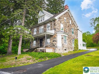 1050 Moravia St, Fountain Hill, PA, 18015