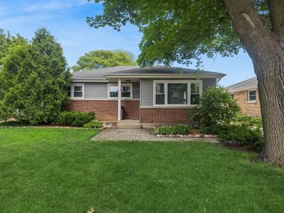 239 Brice Ave, Mundelein, IL, 60060