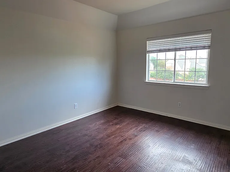 1001 Llano Trce — Photo 30