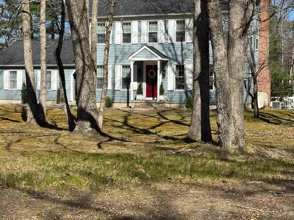 36 Waltham Dr, Tabernacle, NJ 08088