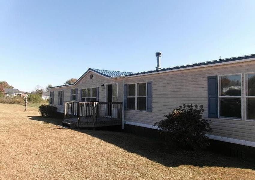 1st image of 55 Hawk Ln
