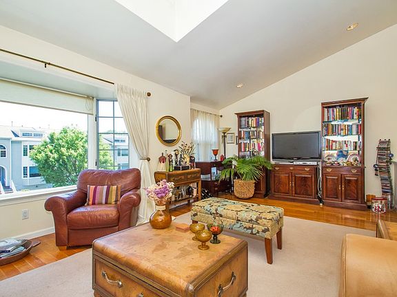 5th image of 241-13BOAK Park Ln