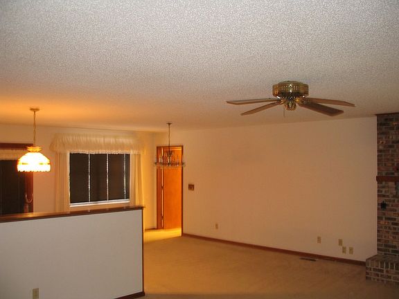 View Towards Dining room. Through door is the Laundry Room