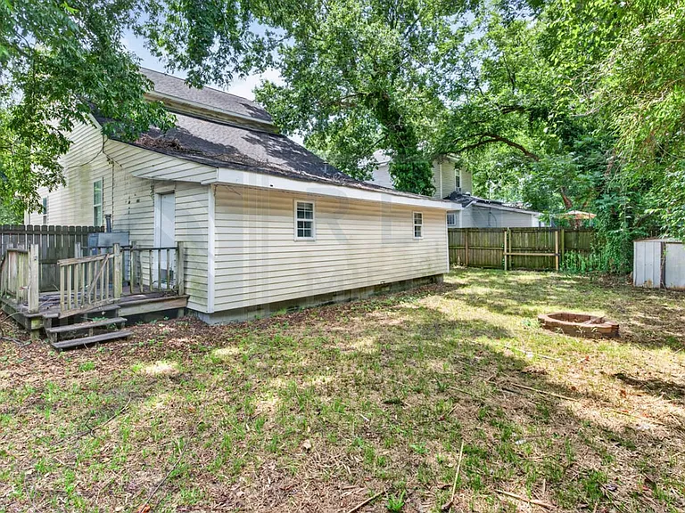 521 Georgia St — Photo 30