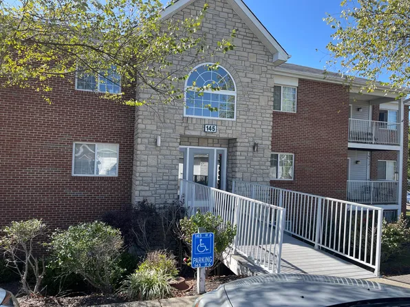 145 Dale Hollow Dr APT 8, Erlanger, KY 41018