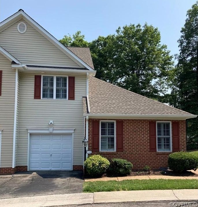 1st image of 1300 Lake Rest Cir