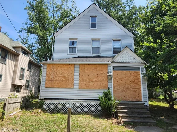 2999 E 61st St, Cleveland, OH 44127