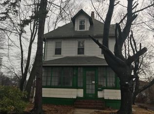 128 Todt Hill Rd, Staten Island, NY 10314