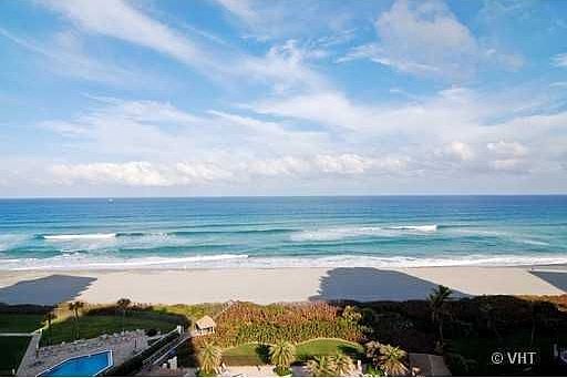 3rd image of 570 Ocean Dr APT 1002