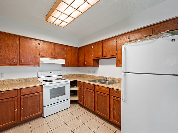 3rd image of 1519 Jamaica Ave #B