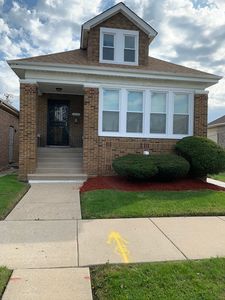 9523 S Calumet Ave, Chicago, IL, 60628