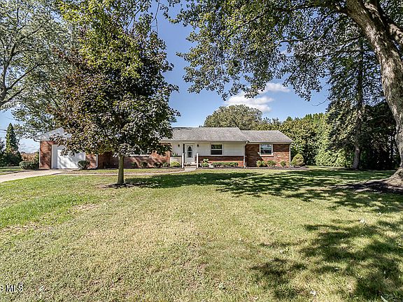 4th image of 3838 Albon Rd
