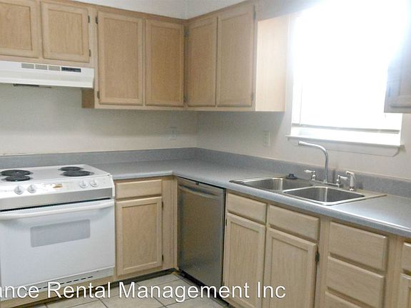2nd image of 573 E Timberlake Dr