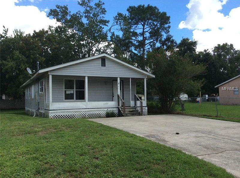 1st image of 349 Pearlwood St
