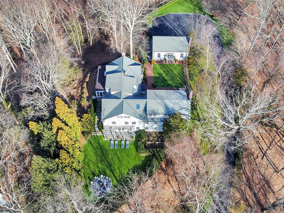 5 Laurel Cove Rd, Oyster Bay, NY 11771 | MLS #3465316 | Zillow