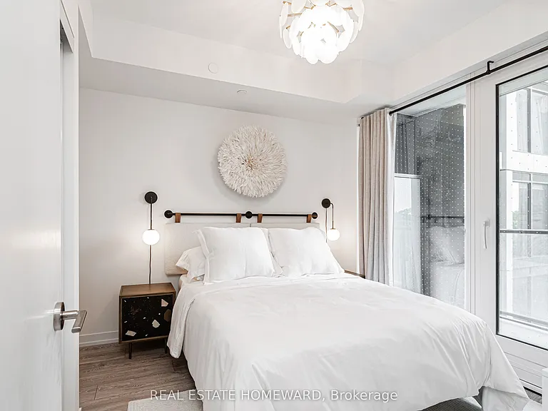 2020 Bathurst St #502 — Photo 21