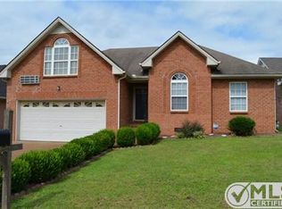 114 Edgeview Dr, Hendersonville, TN 37075