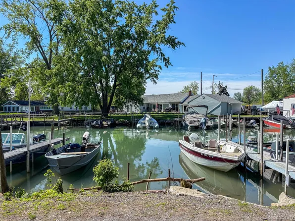 River Lane River Lane Boat Wls, Grosse Ile, MI 48138