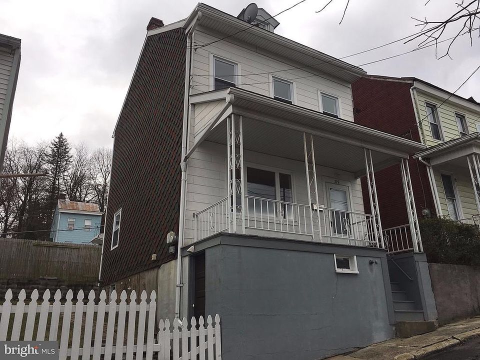 219 Union St, Pottsville, PA 17901 Zillow