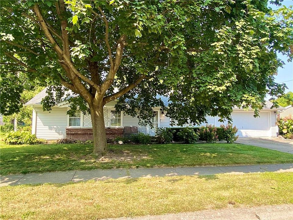 1st image of 1501 Woodbine Dr