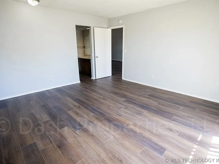 5104 S 75th East Ave — Photo 39