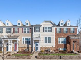 812 E Wing St, Arlington Heights, IL 60004