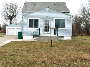 6152 Henry Ruff Rd, Garden City, MI 48135